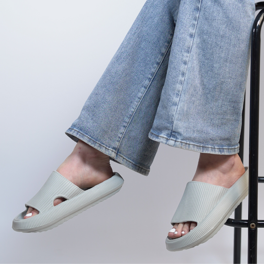 RSLIDES™ : The Cloud Sandals